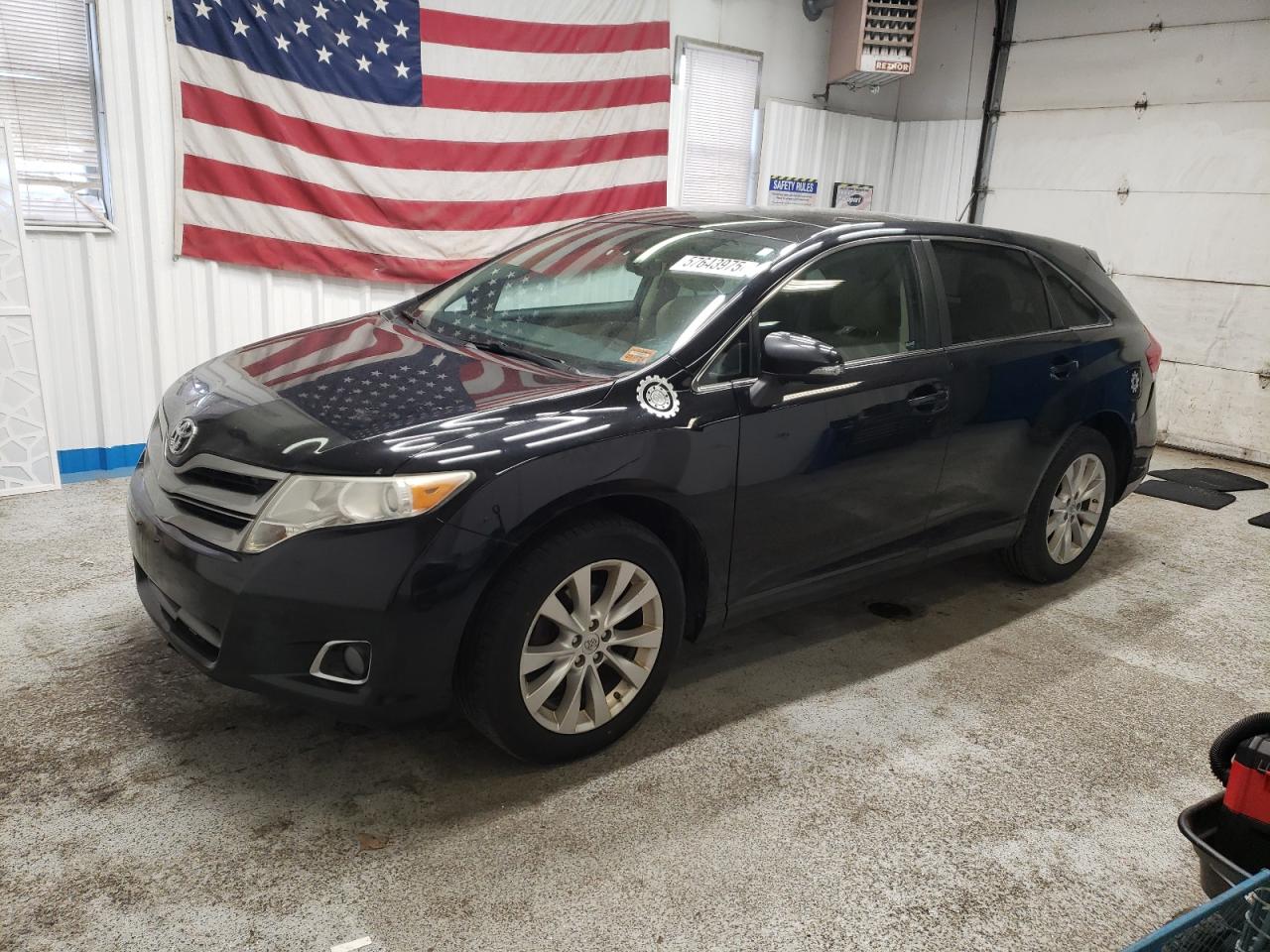 TOYOTA VENZA LE 2014