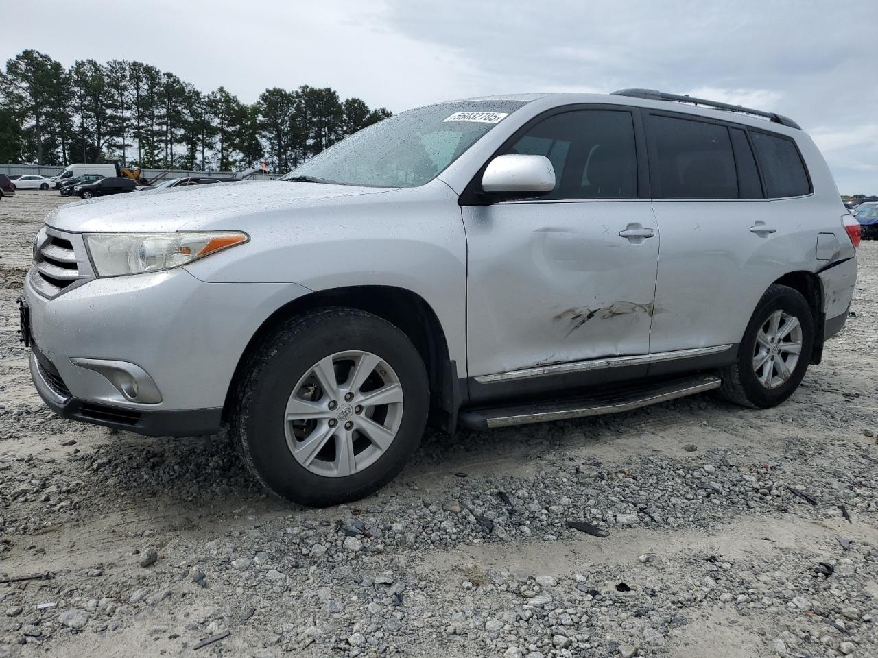 TOYOTA HIGHLANDER 2013