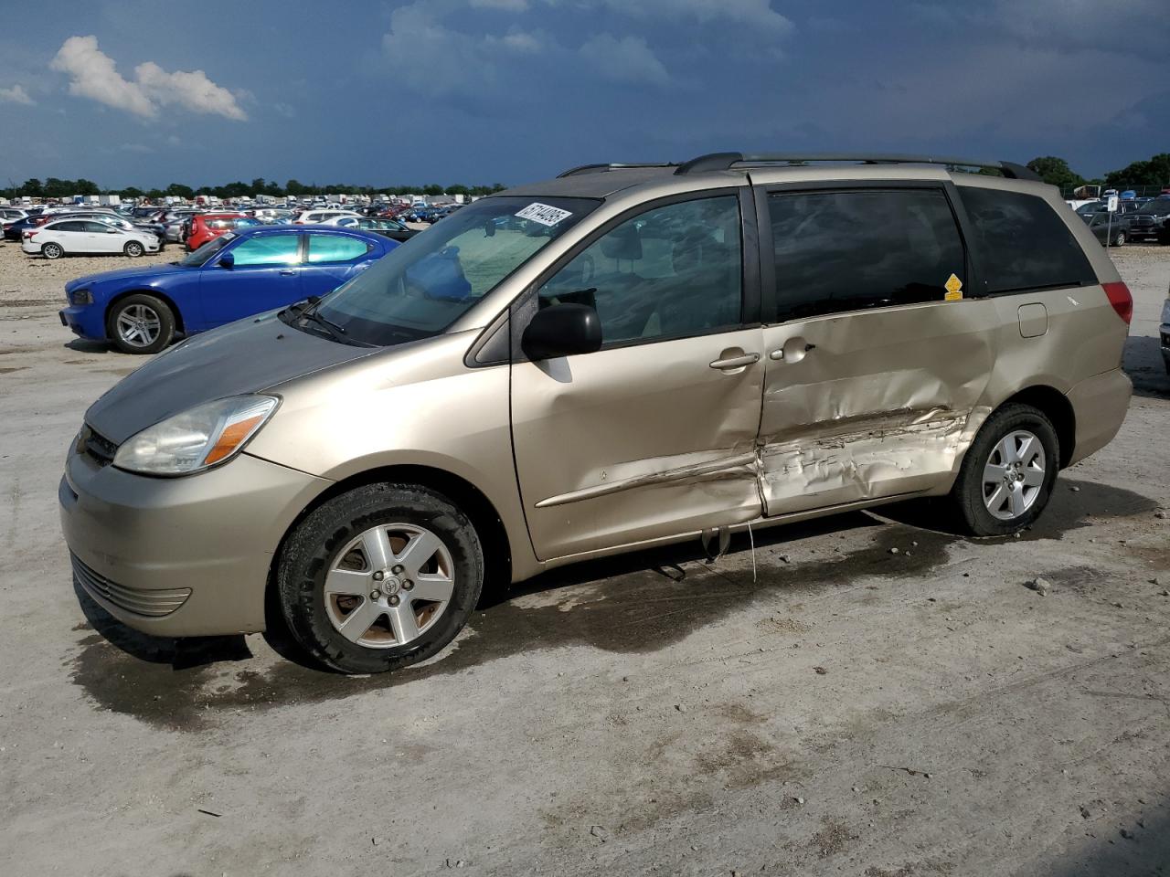 TOYOTA SIENNA CE 2005