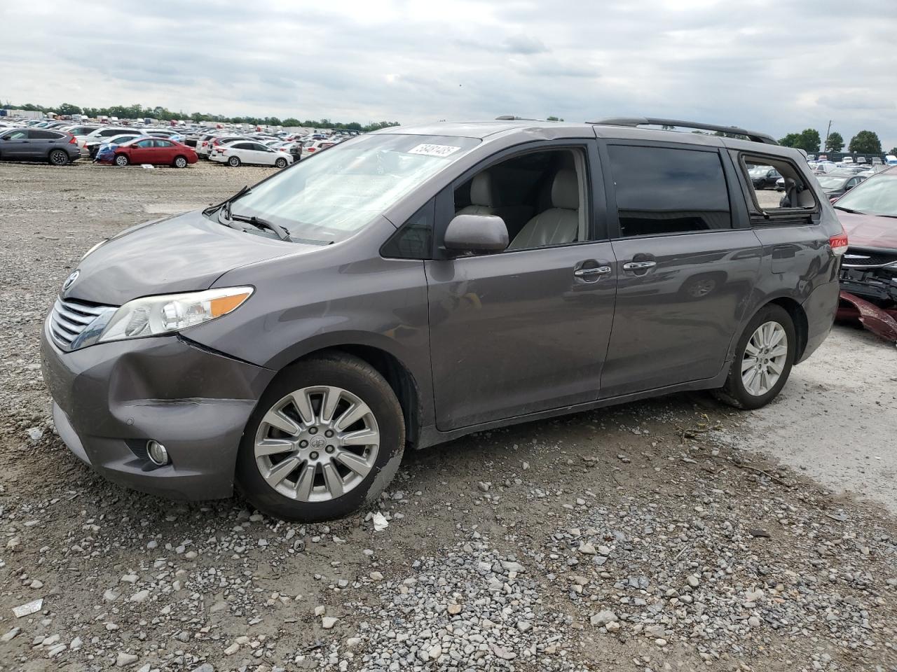 TOYOTA SIENNA 2011