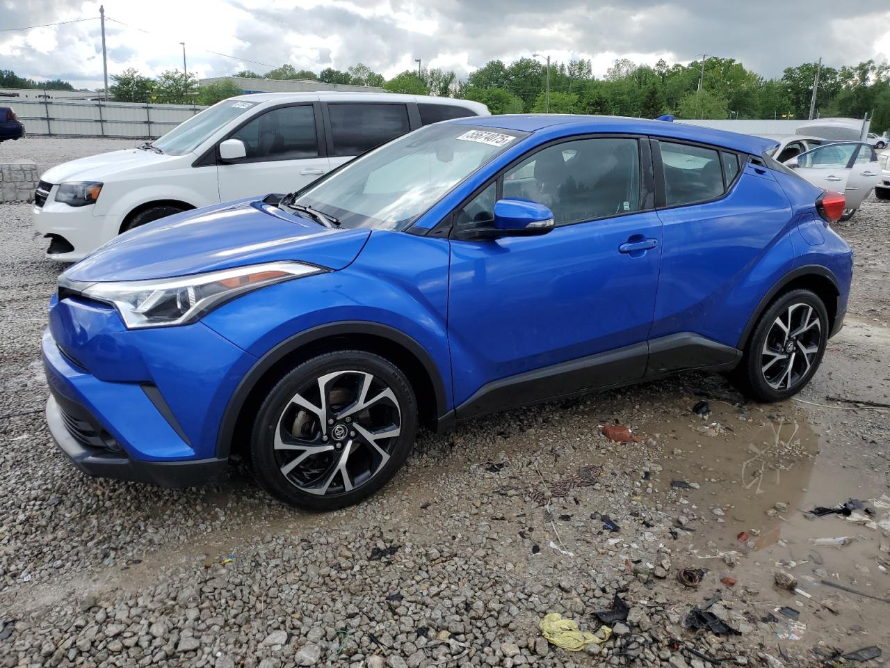 TOYOTA C-HR XLE 2018