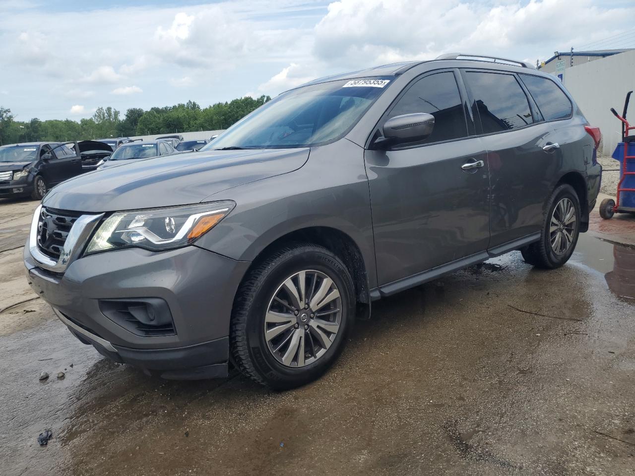 NISSAN PATHFINDER 2018