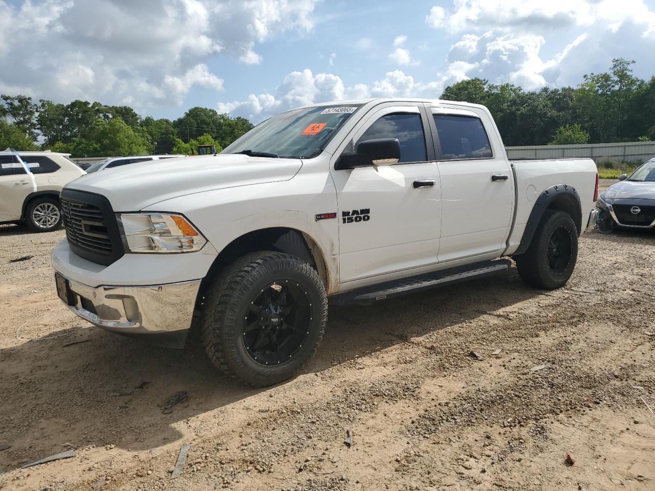RAM 1500 SLT 2017