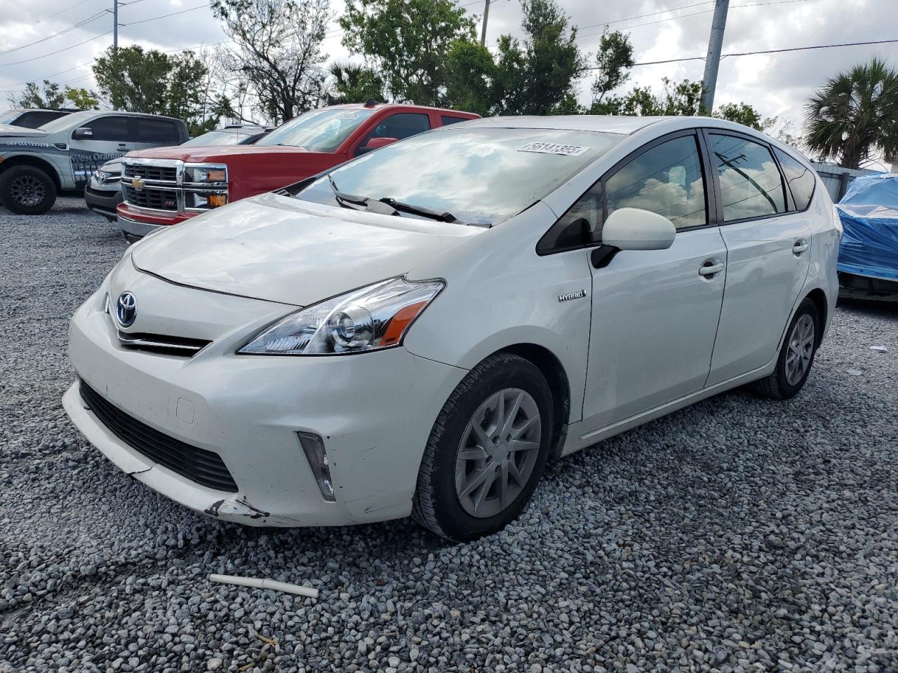 TOYOTA PRIUS V 2012