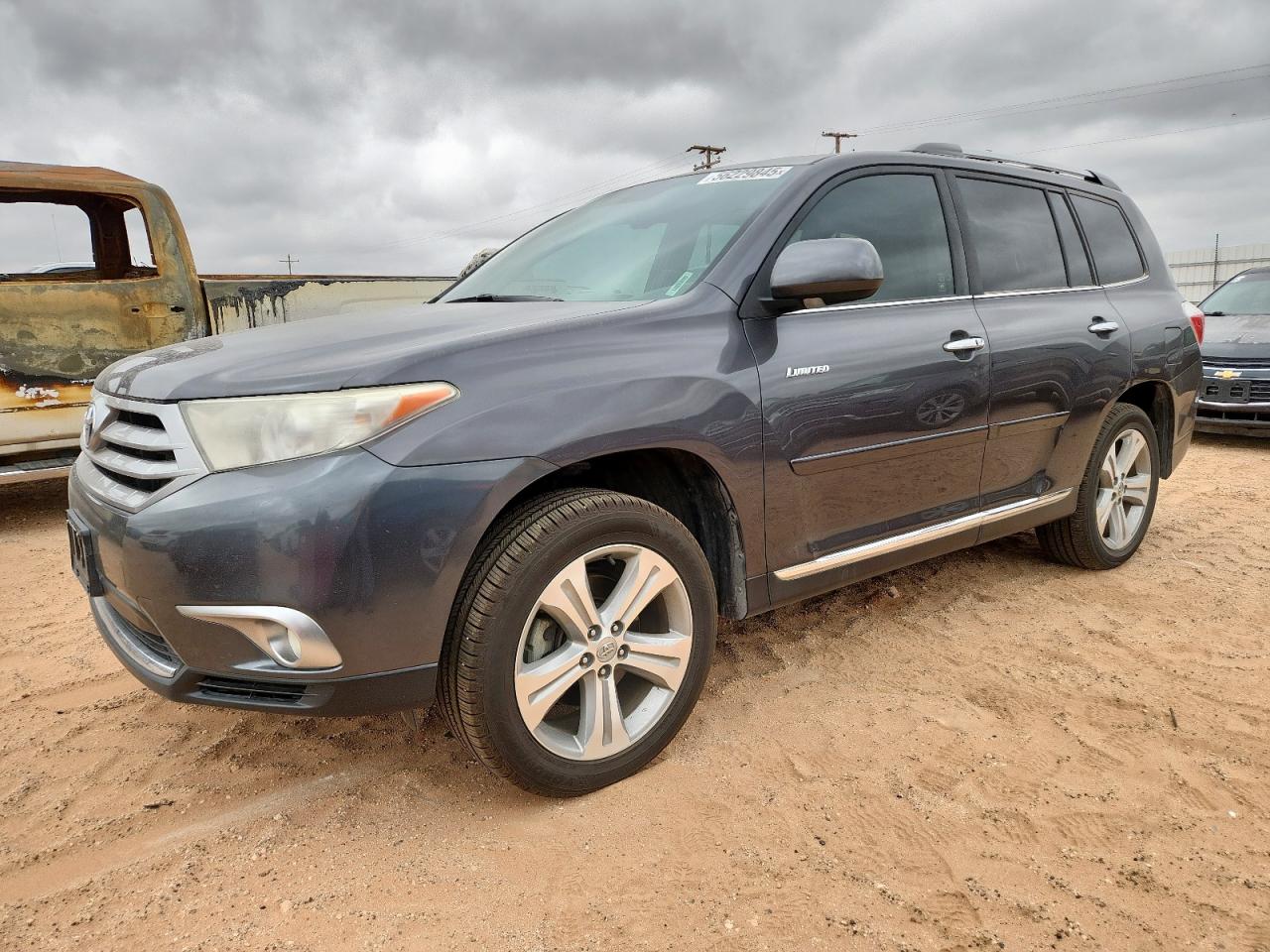 TOYOTA HIGHLANDER 2013