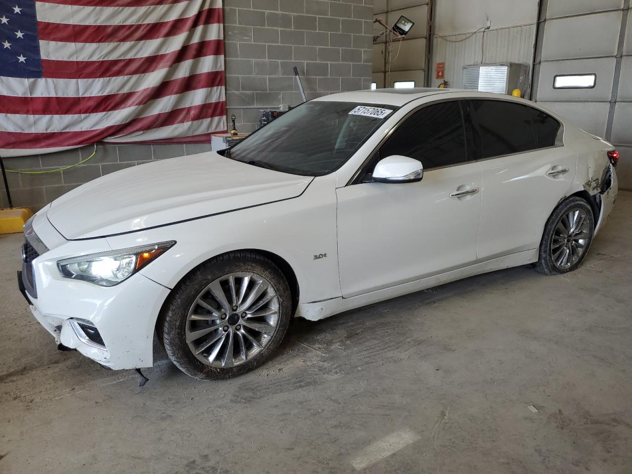 INFINITI Q50 PURE 2020