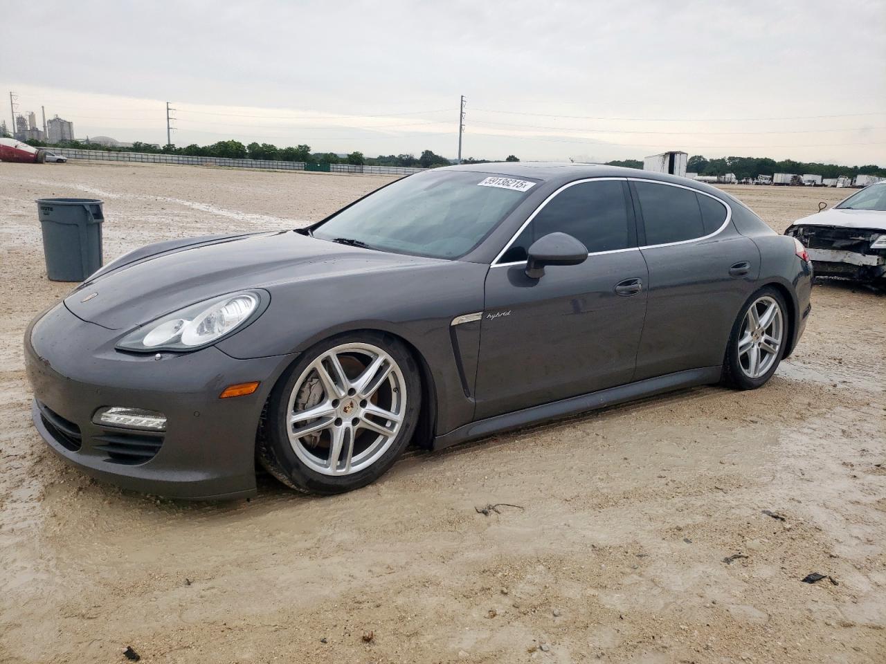 PORSCHE PANAMERA S 2013