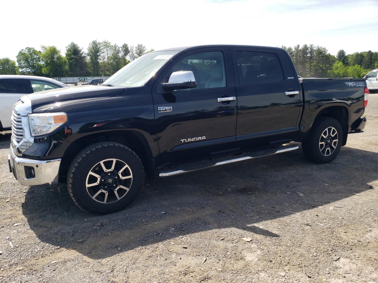 TOYOTA TUNDRA CRE 2015