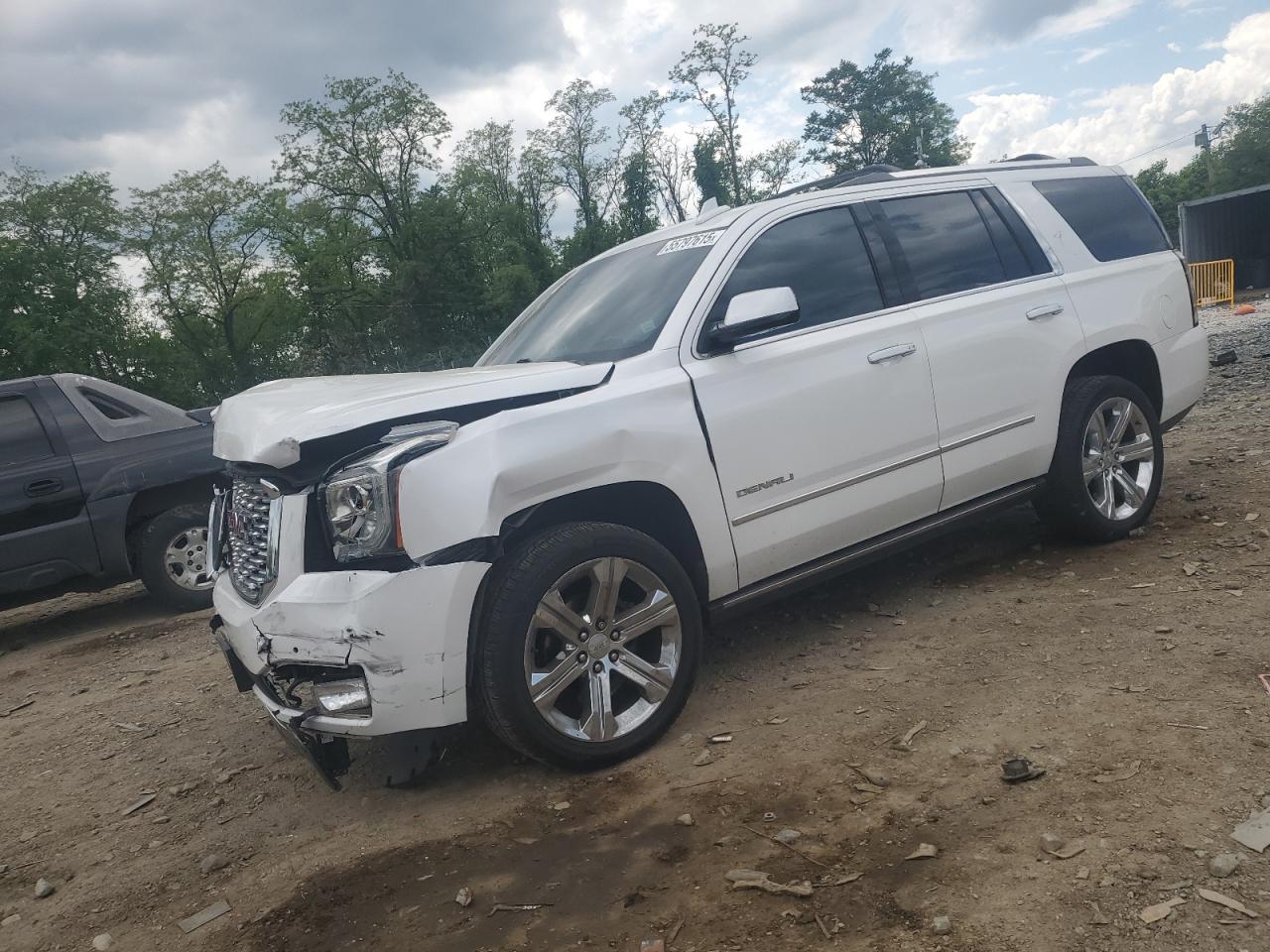 GMC YUKON DENA 2019