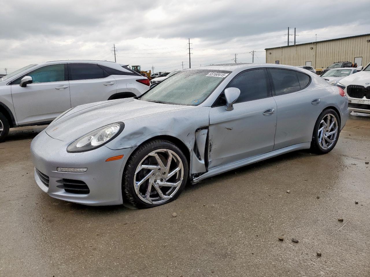 PORSCHE PANAMERA 2 2016
