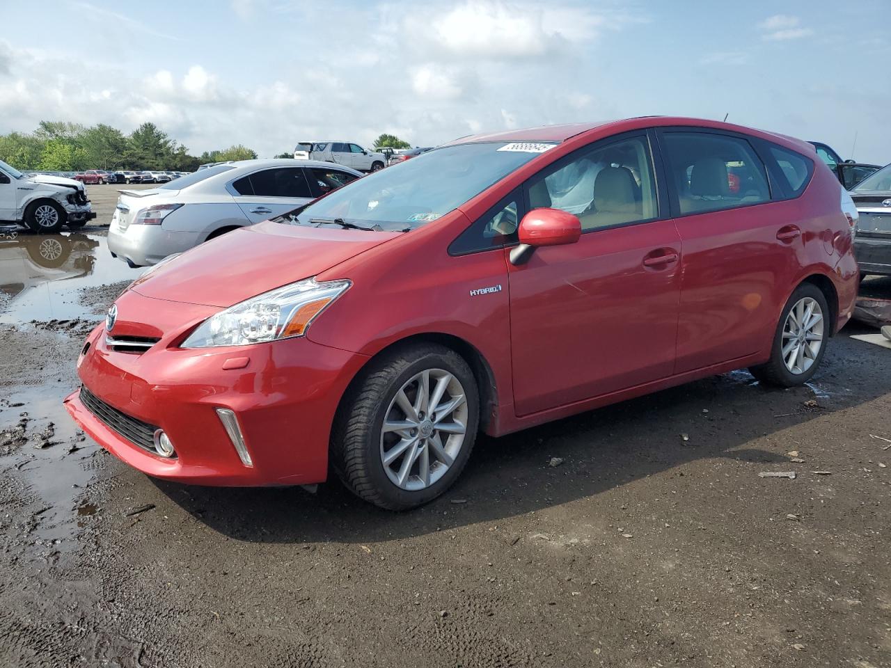 TOYOTA PRIUS V 2014