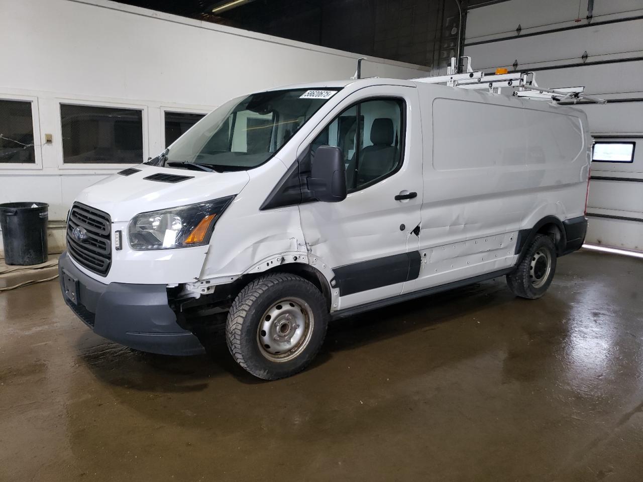 FORD TRANSIT T- 2016