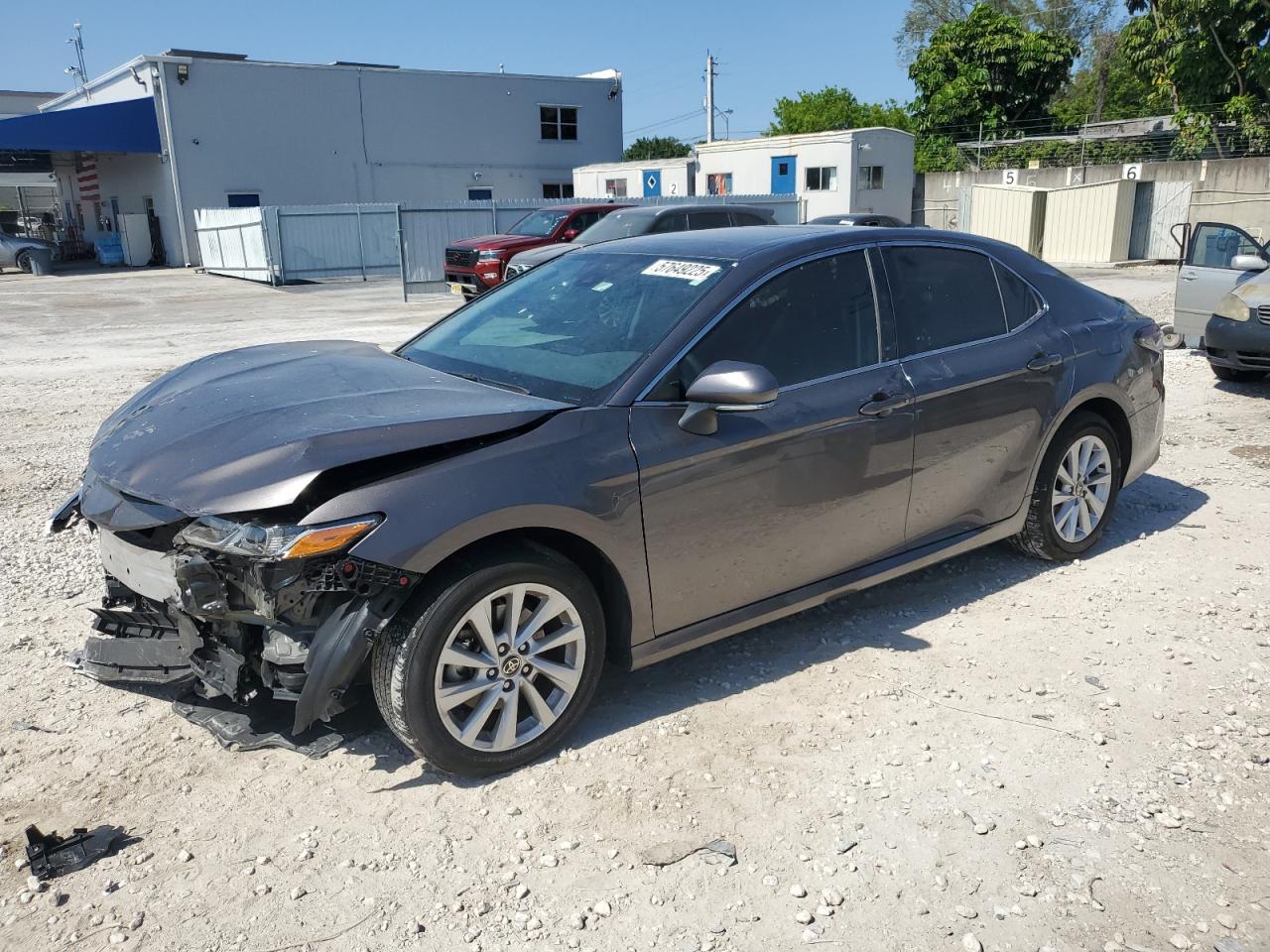 TOYOTA CAMRY LE 2023