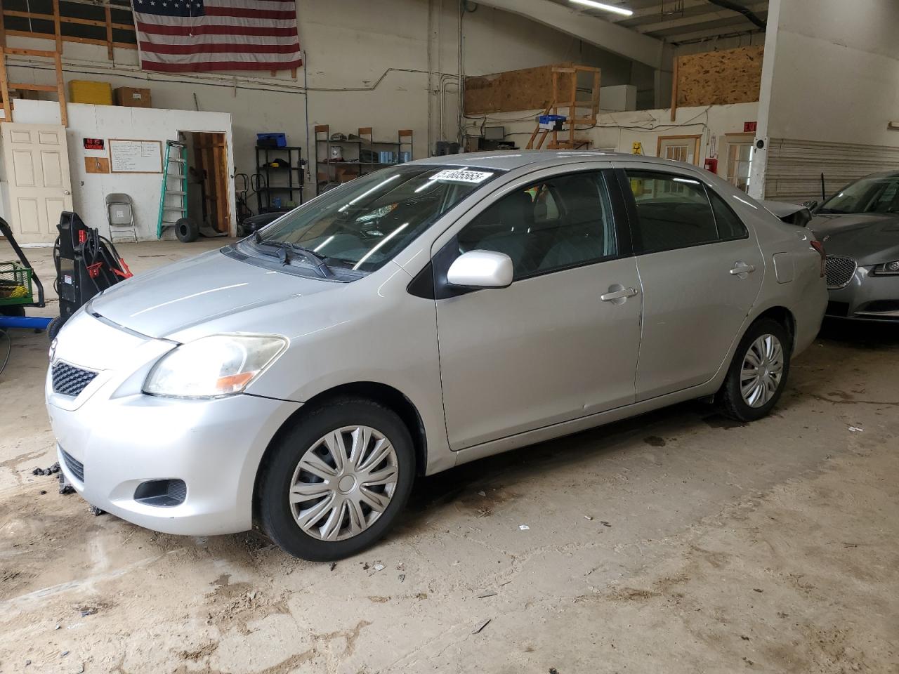 TOYOTA YARIS 2012