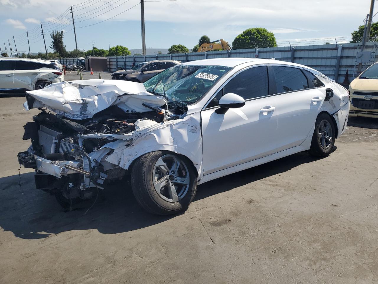 KIA K5 LXS 2024