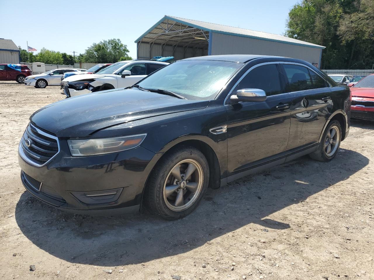 FORD TAURUS LIM 2015