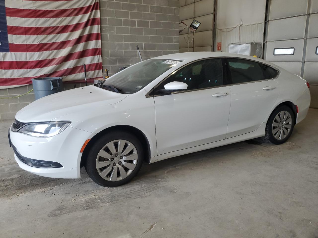 CHRYSLER 200 LX 2016