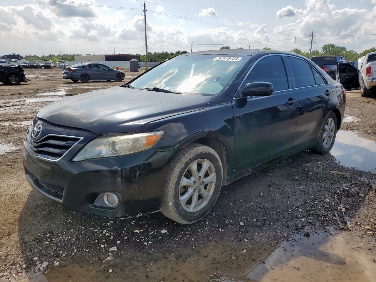 TOYOTA CAMRY BASE 2011