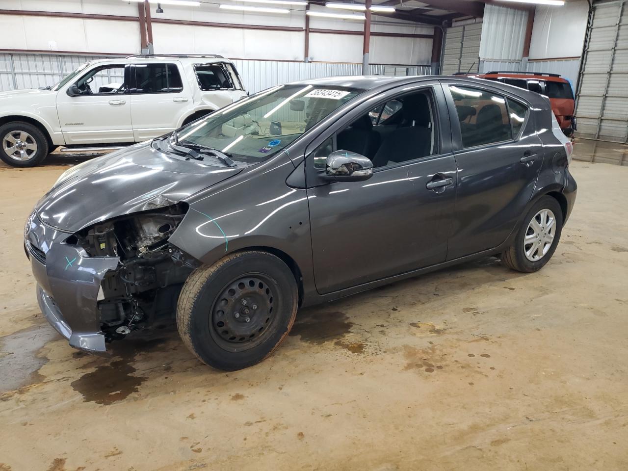 TOYOTA PRIUS C 2013