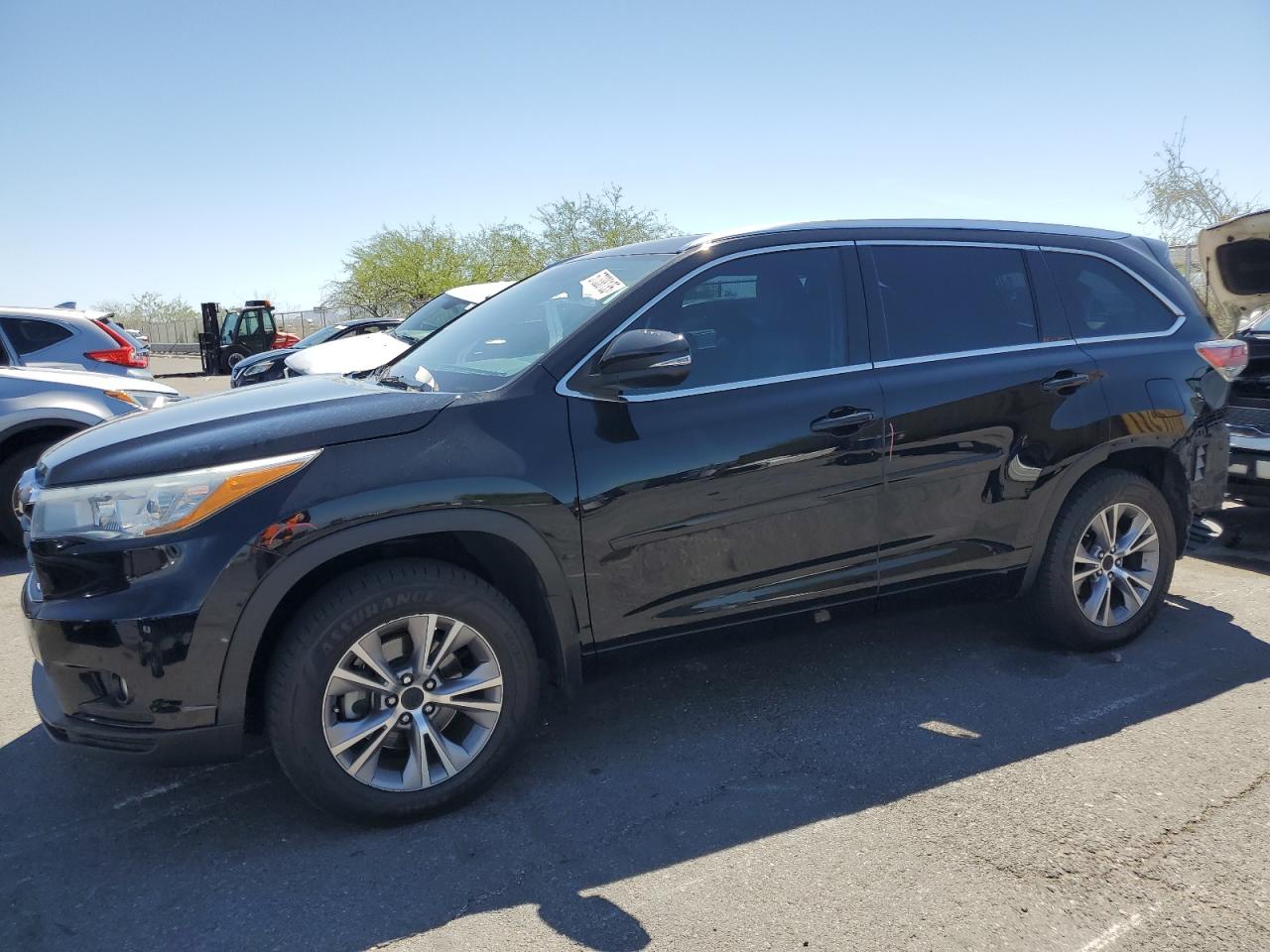 TOYOTA HIGHLANDER 2015