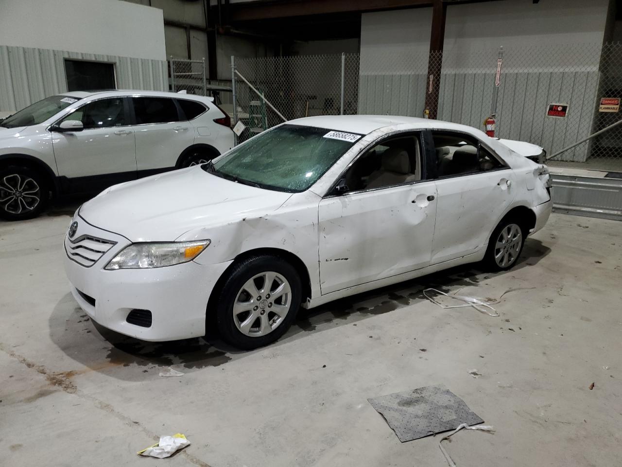 TOYOTA CAMRY BASE 2011