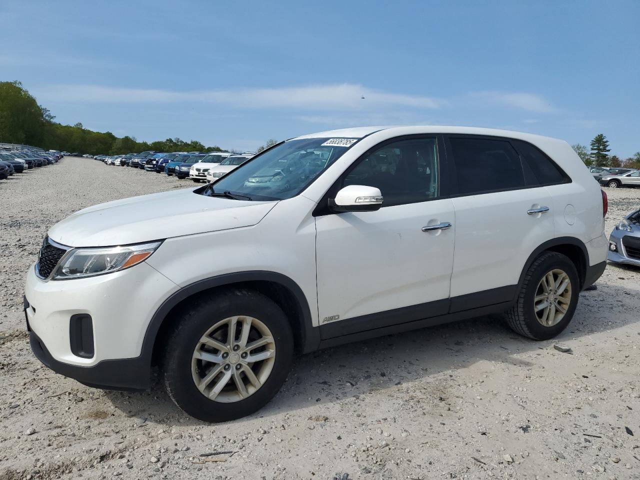 KIA SORENTO LX 2015