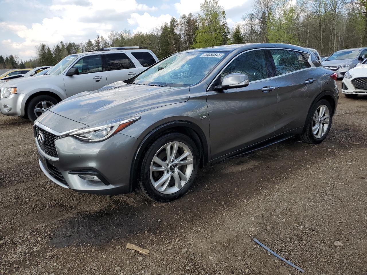INFINITI QX30 BASE 2017
