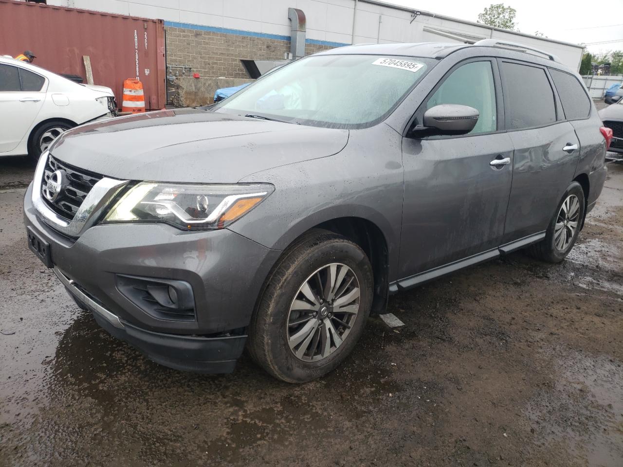 NISSAN PATHFINDER 2017