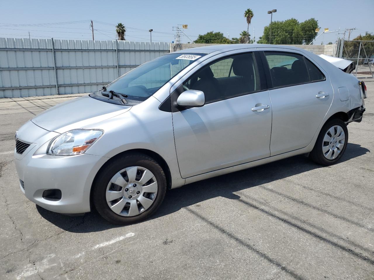 TOYOTA YARIS 2012