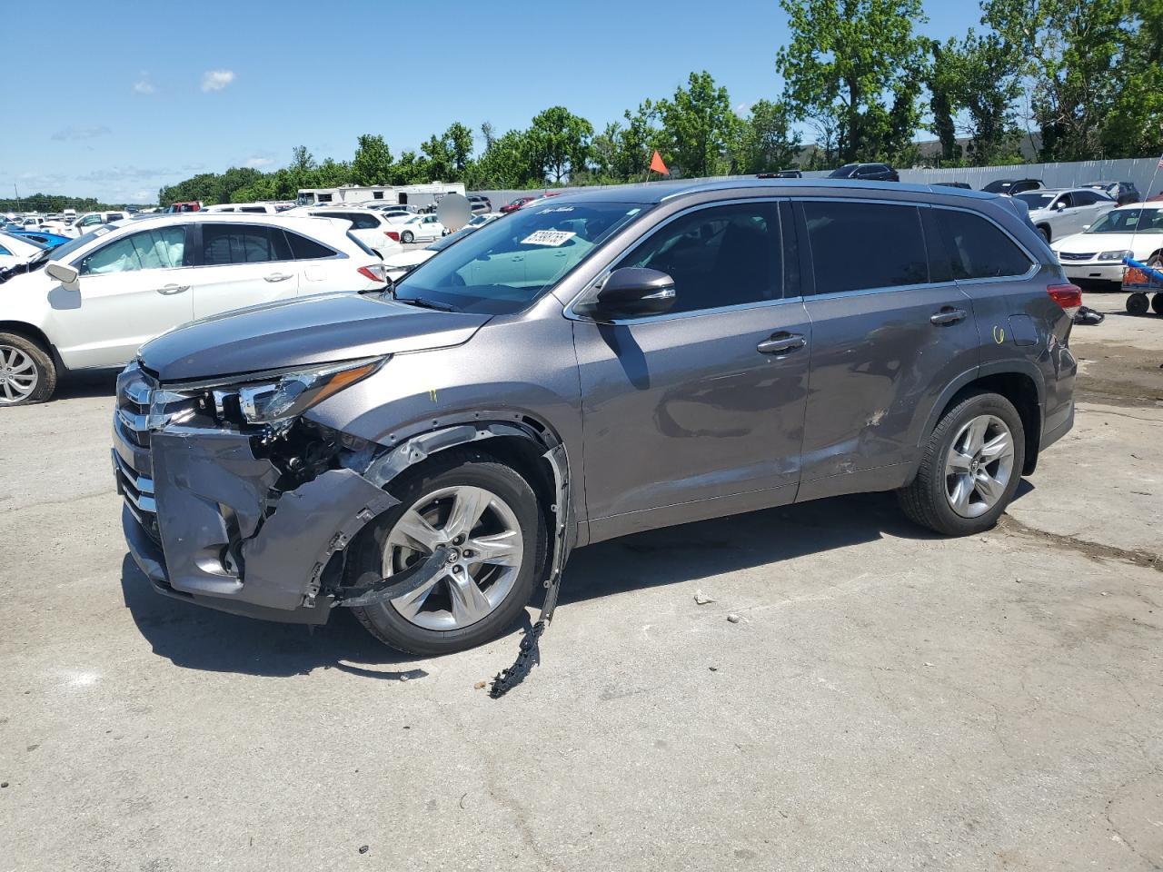 TOYOTA HIGHLANDER 2017