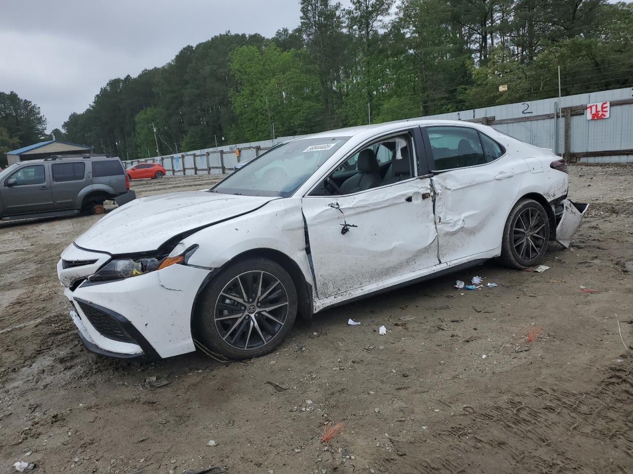 TOYOTA CAMRY SE N 2024