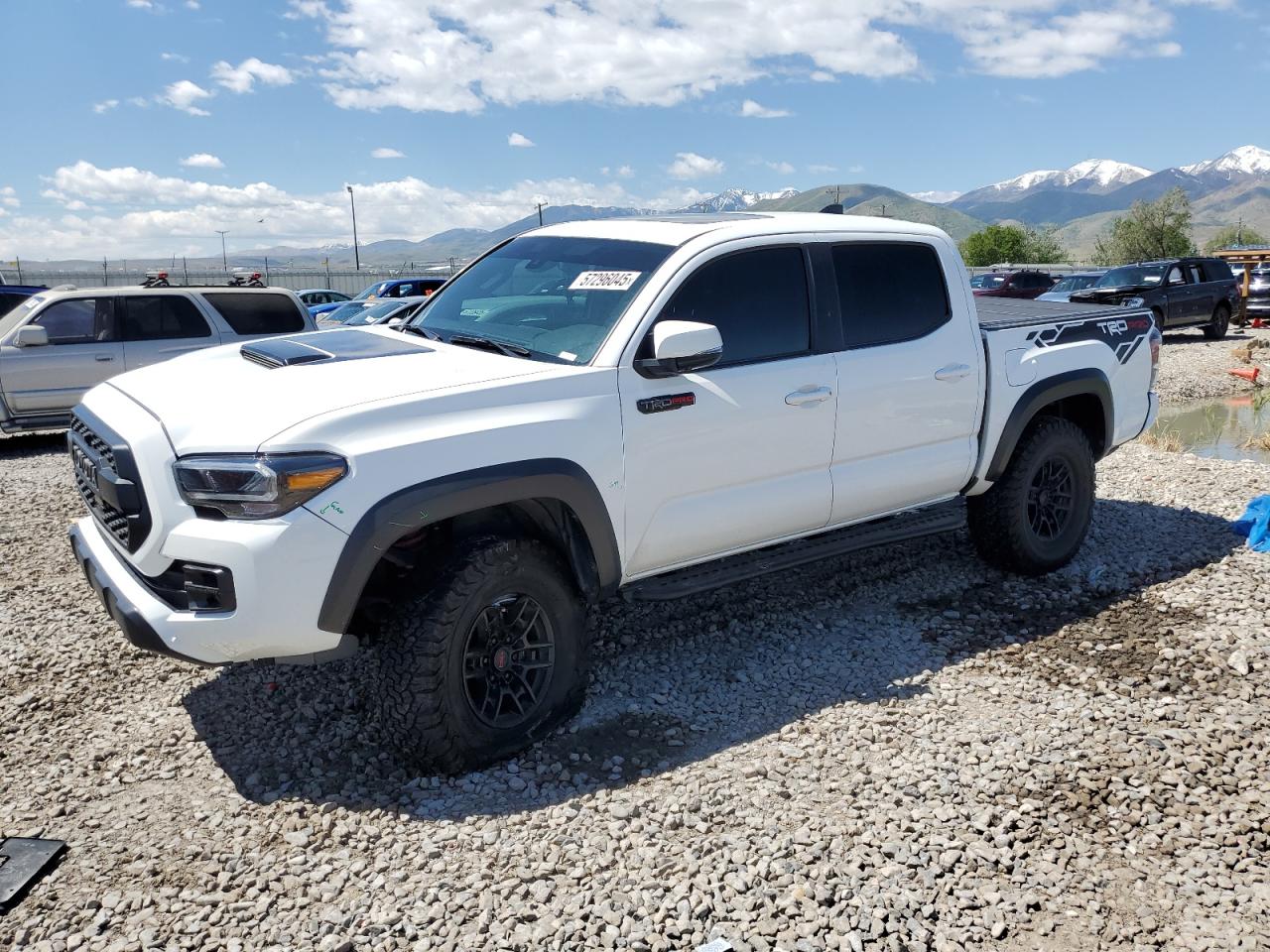 TOYOTA TACOMA DOU 2021