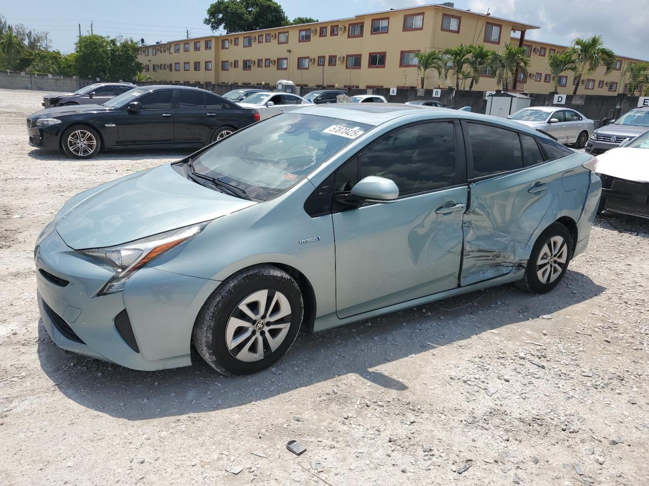TOYOTA PRIUS 2017