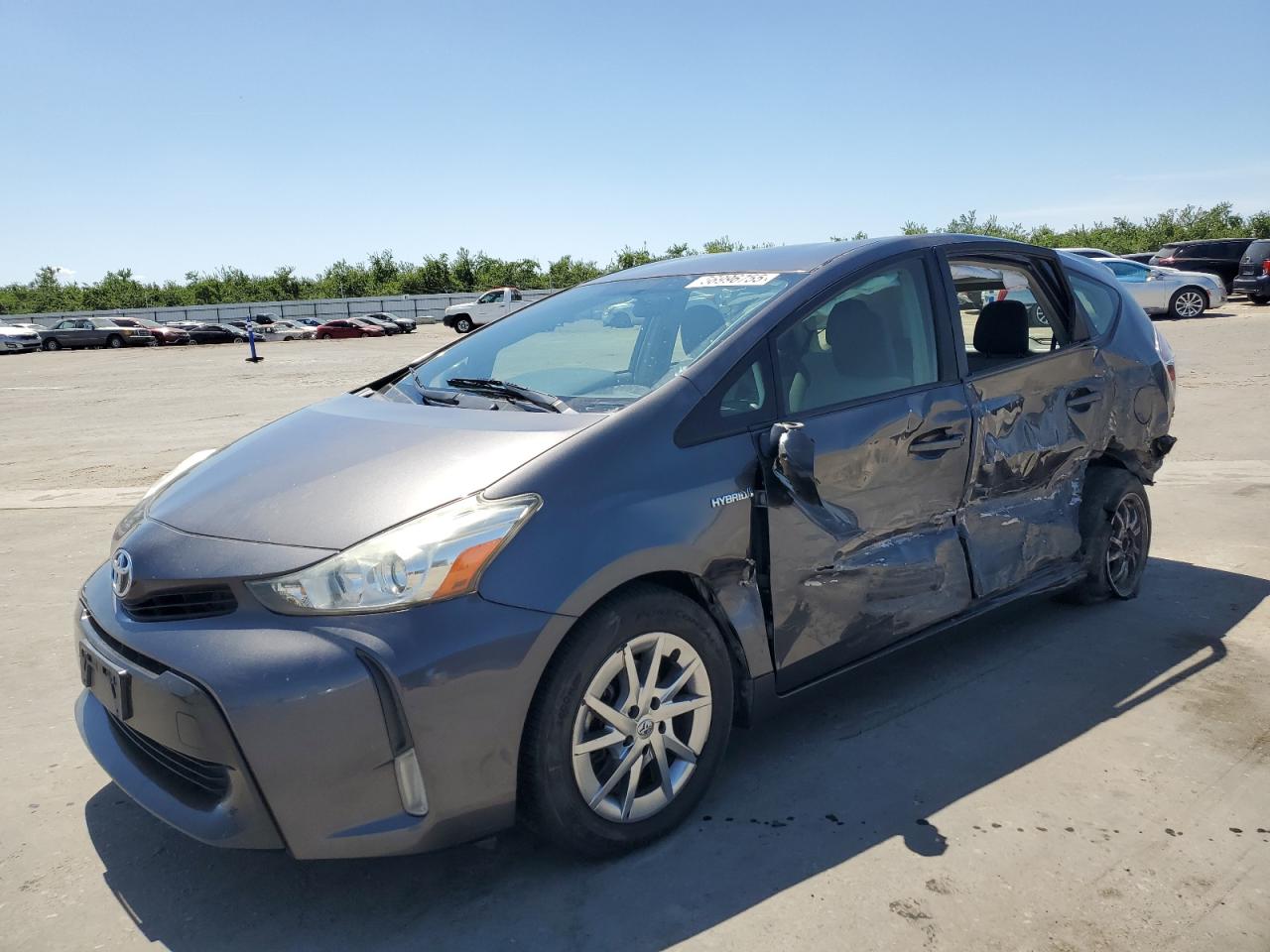 TOYOTA PRIUS V 2015
