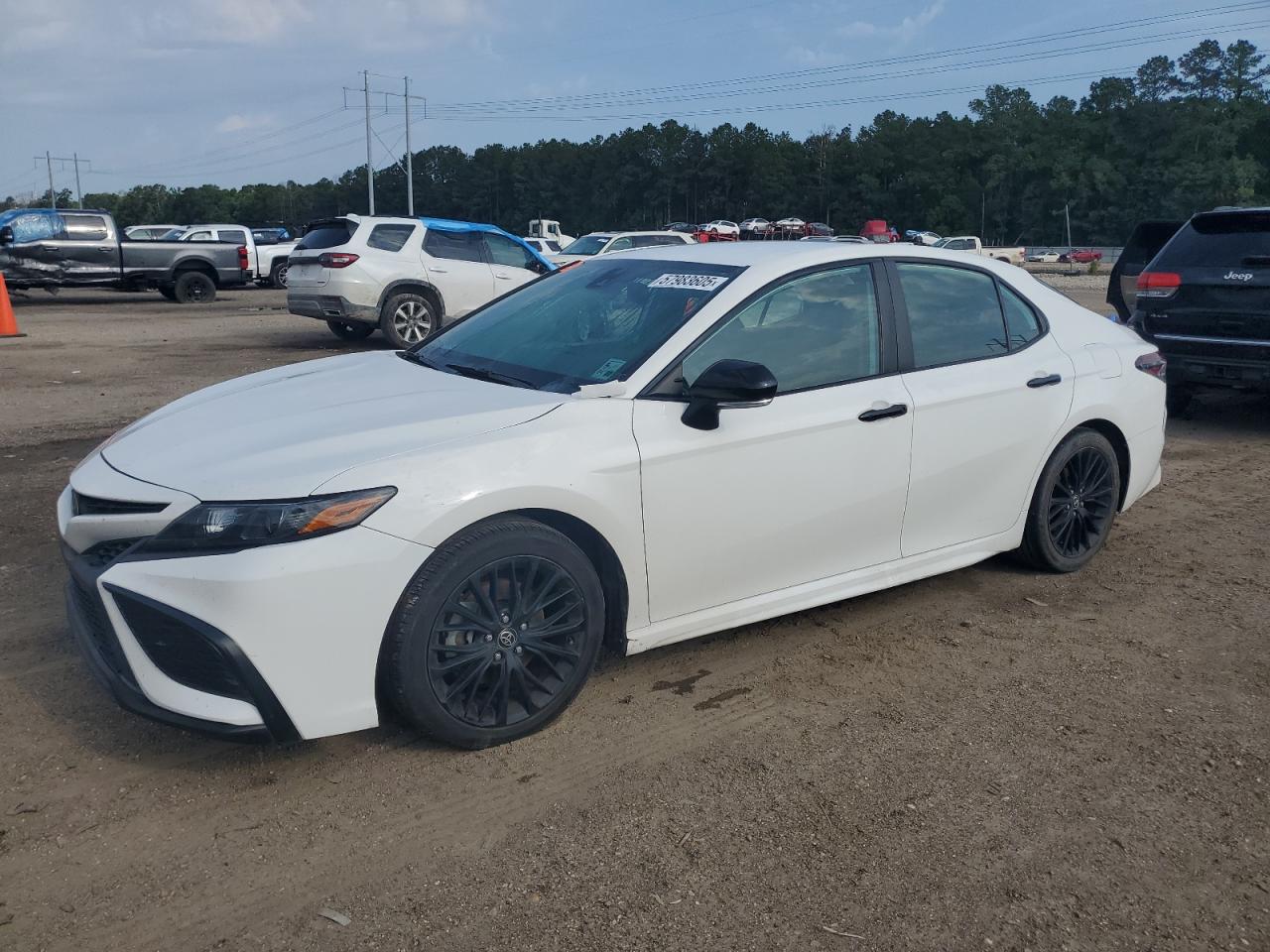 TOYOTA CAMRY SE 2022