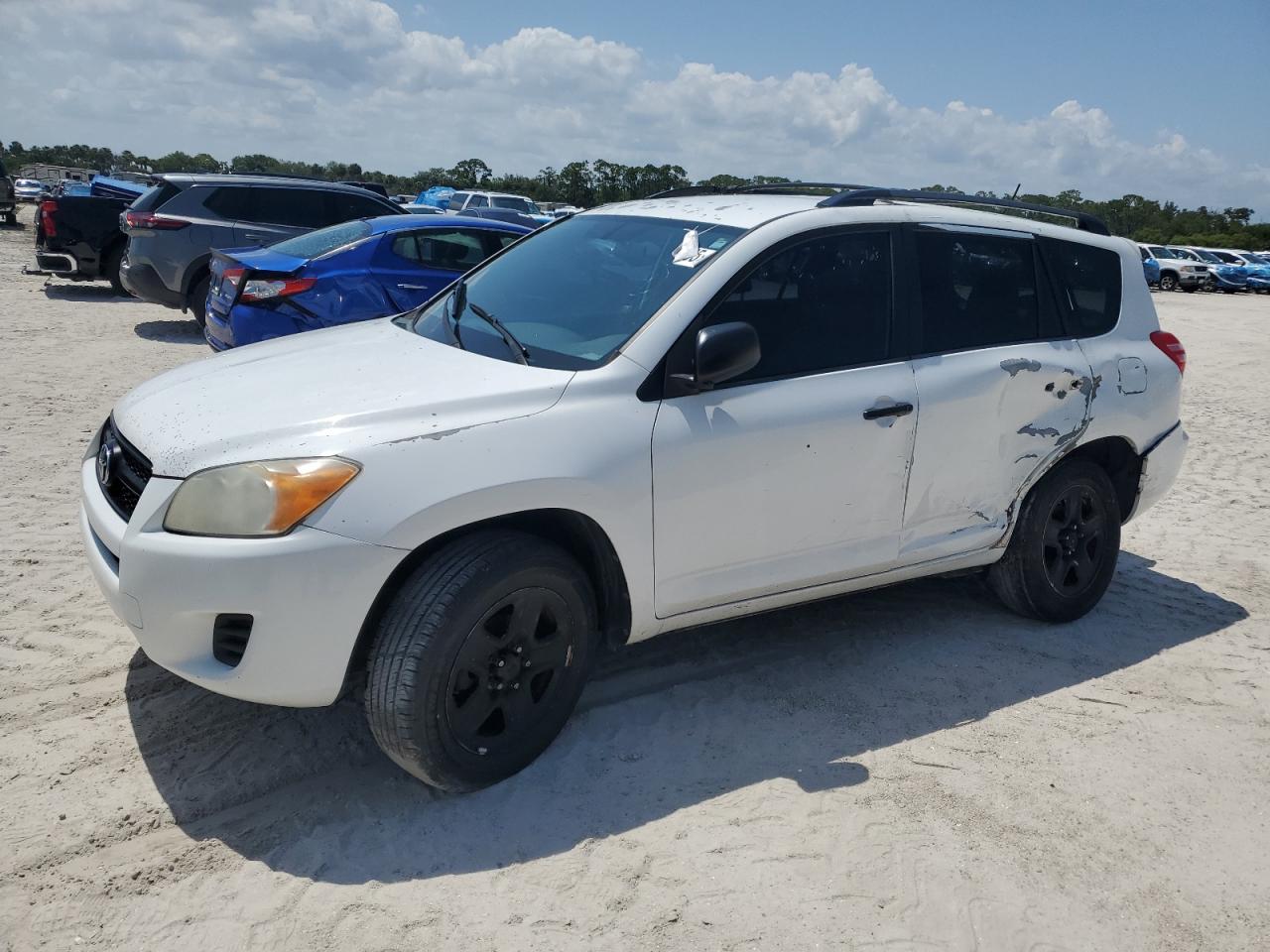 TOYOTA RAV4 2012
