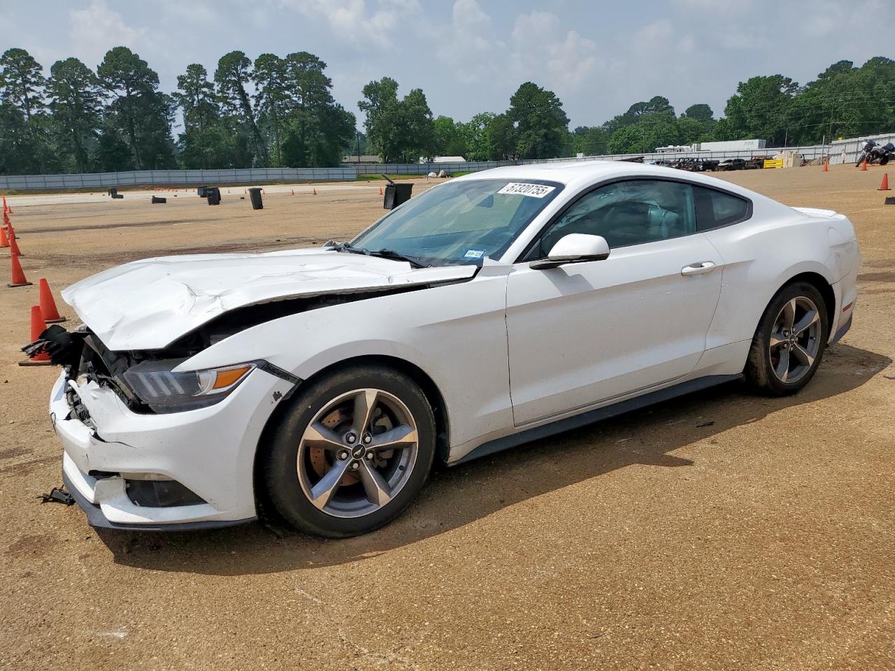 FORD MUSTANG 2015