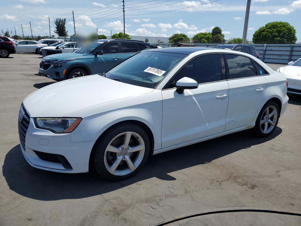 AUDI A3 PREMIUM 2015