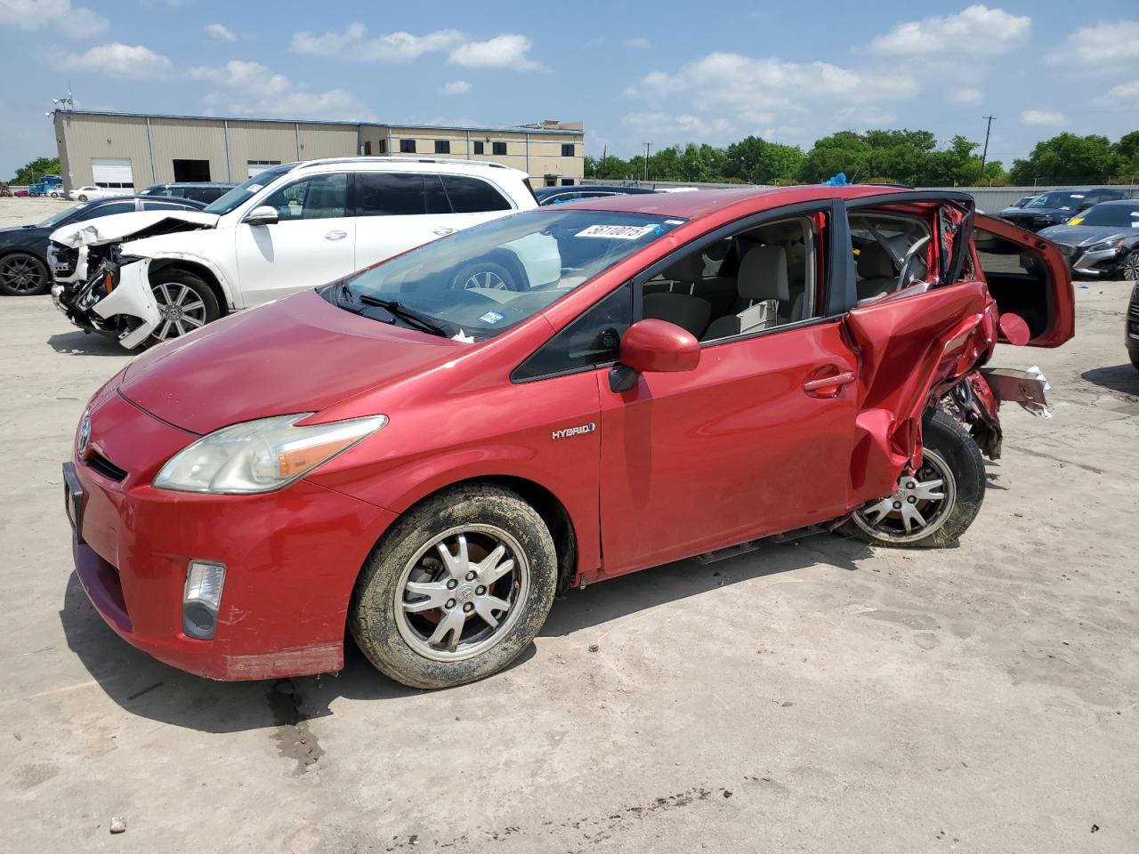 TOYOTA PRIUS 2011