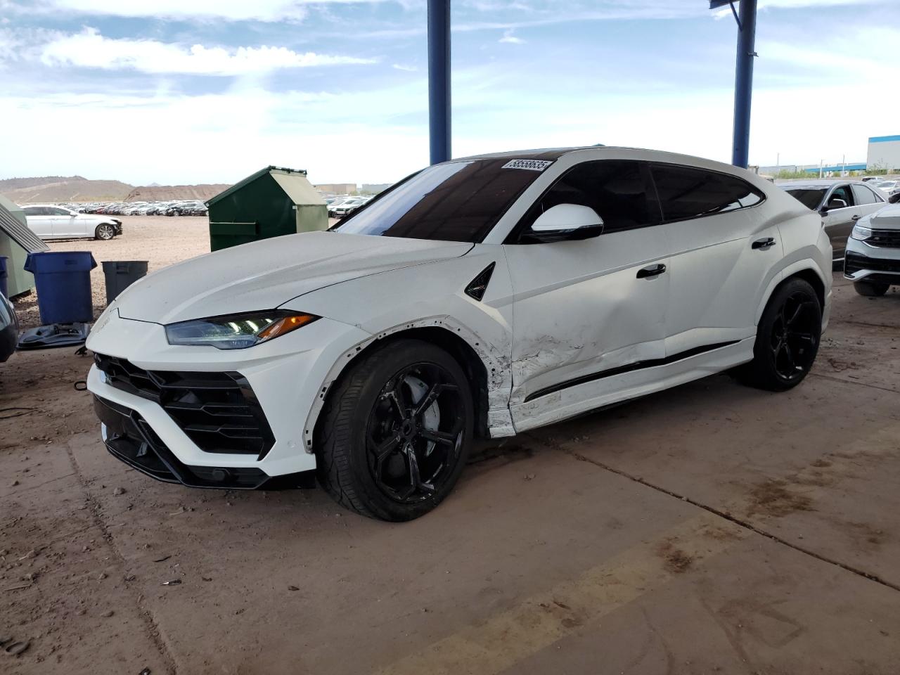 LAMBORGHINI URUS 2020