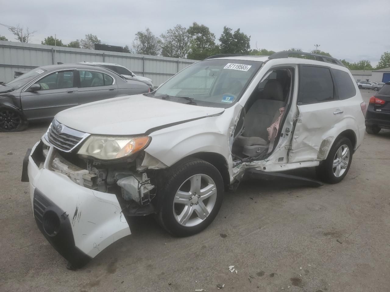 SUBARU FORESTER 2 2010