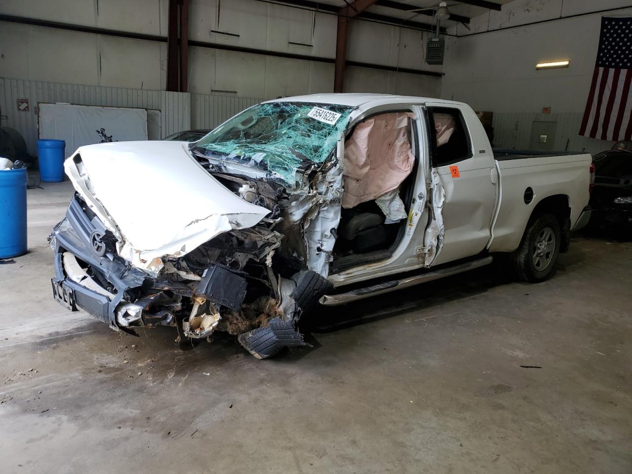 TOYOTA TUNDRA DOU 2014