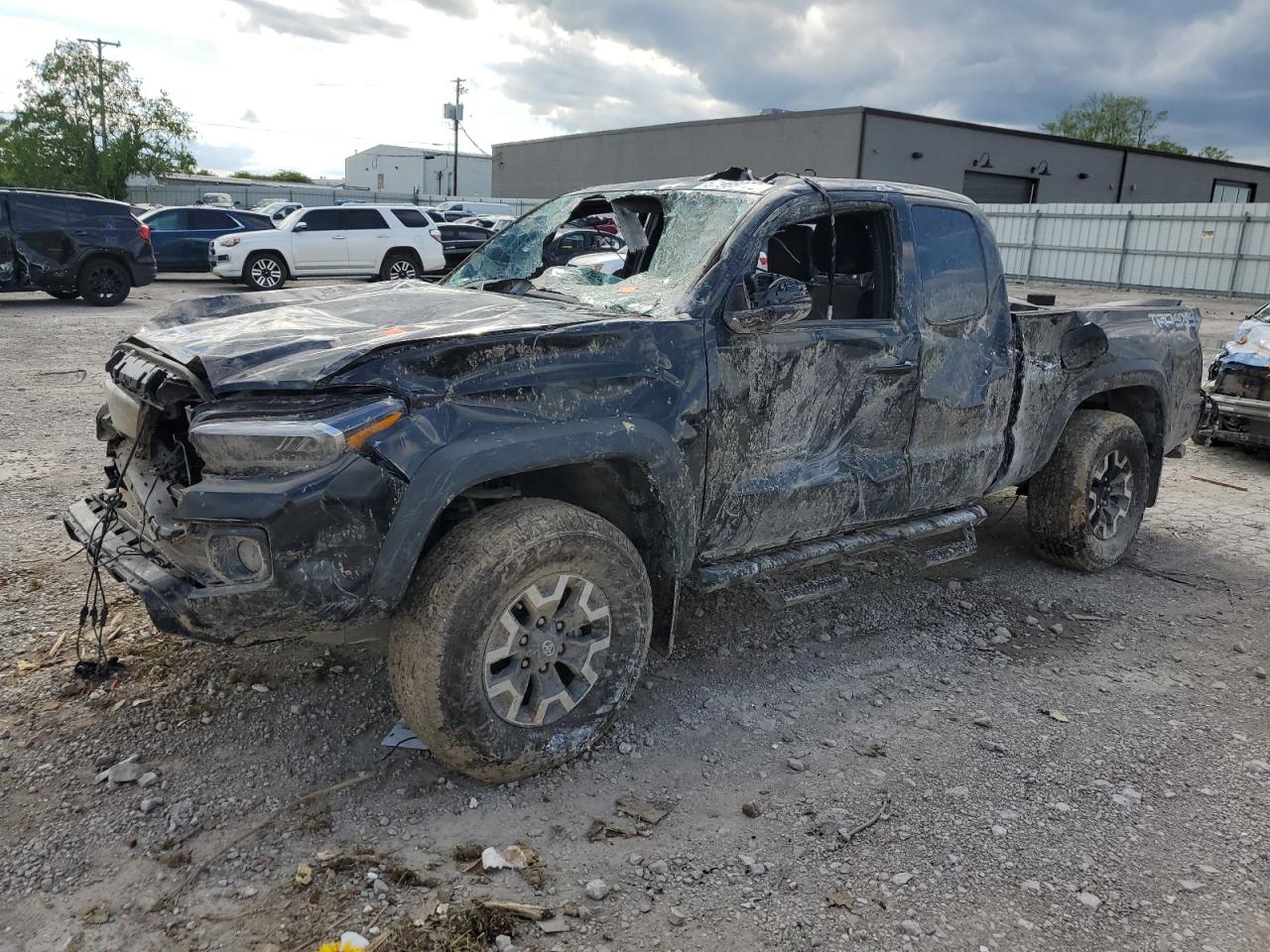 TOYOTA TACOMA ACC 2023