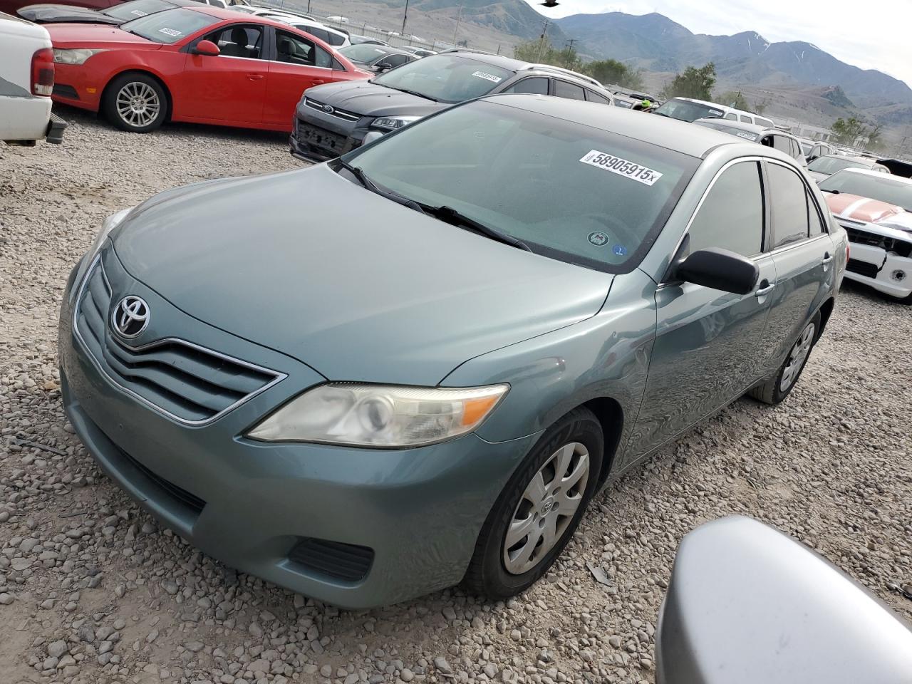 TOYOTA CAMRY BASE 2010