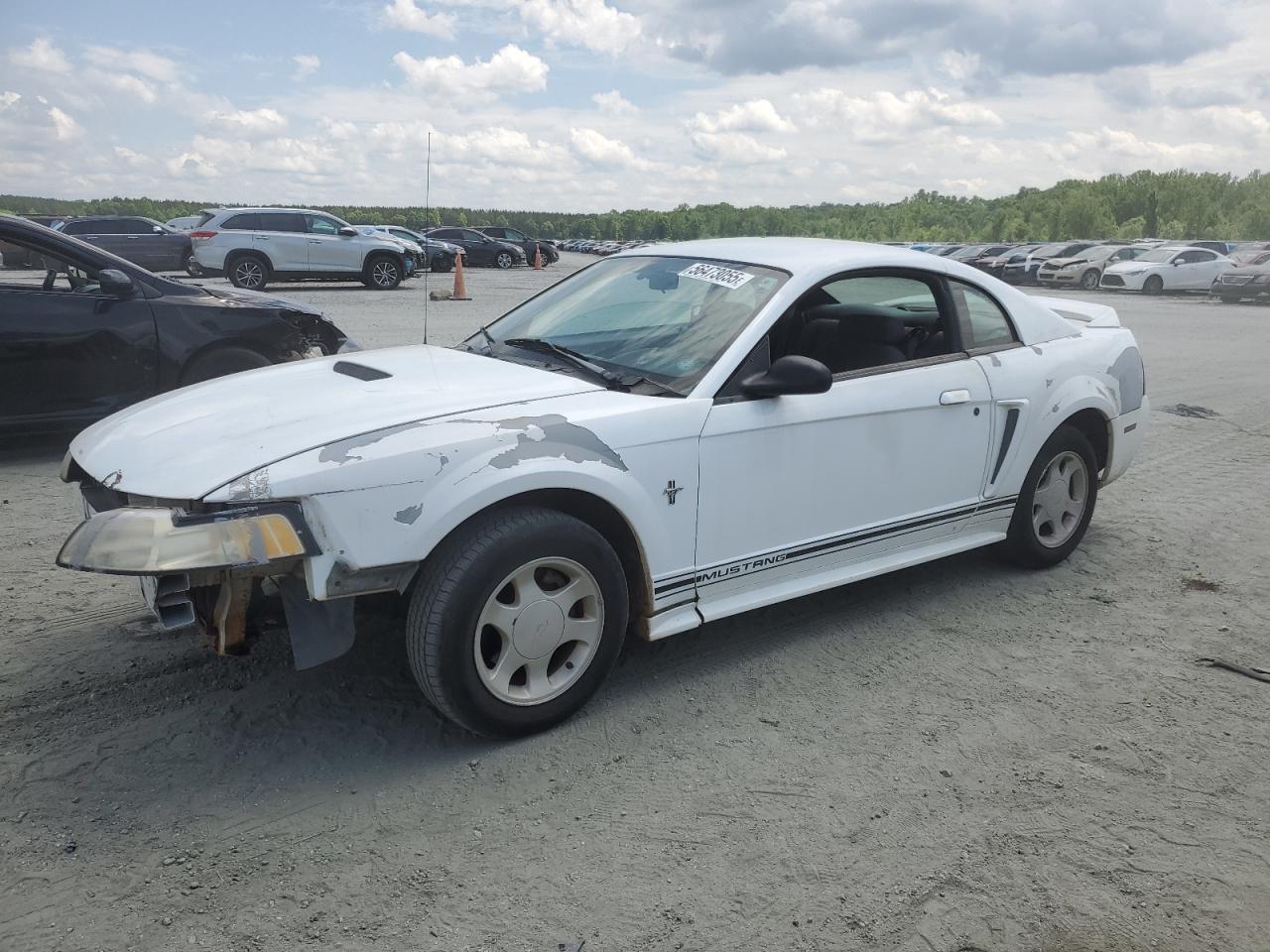 FORD MUSTANG 2000