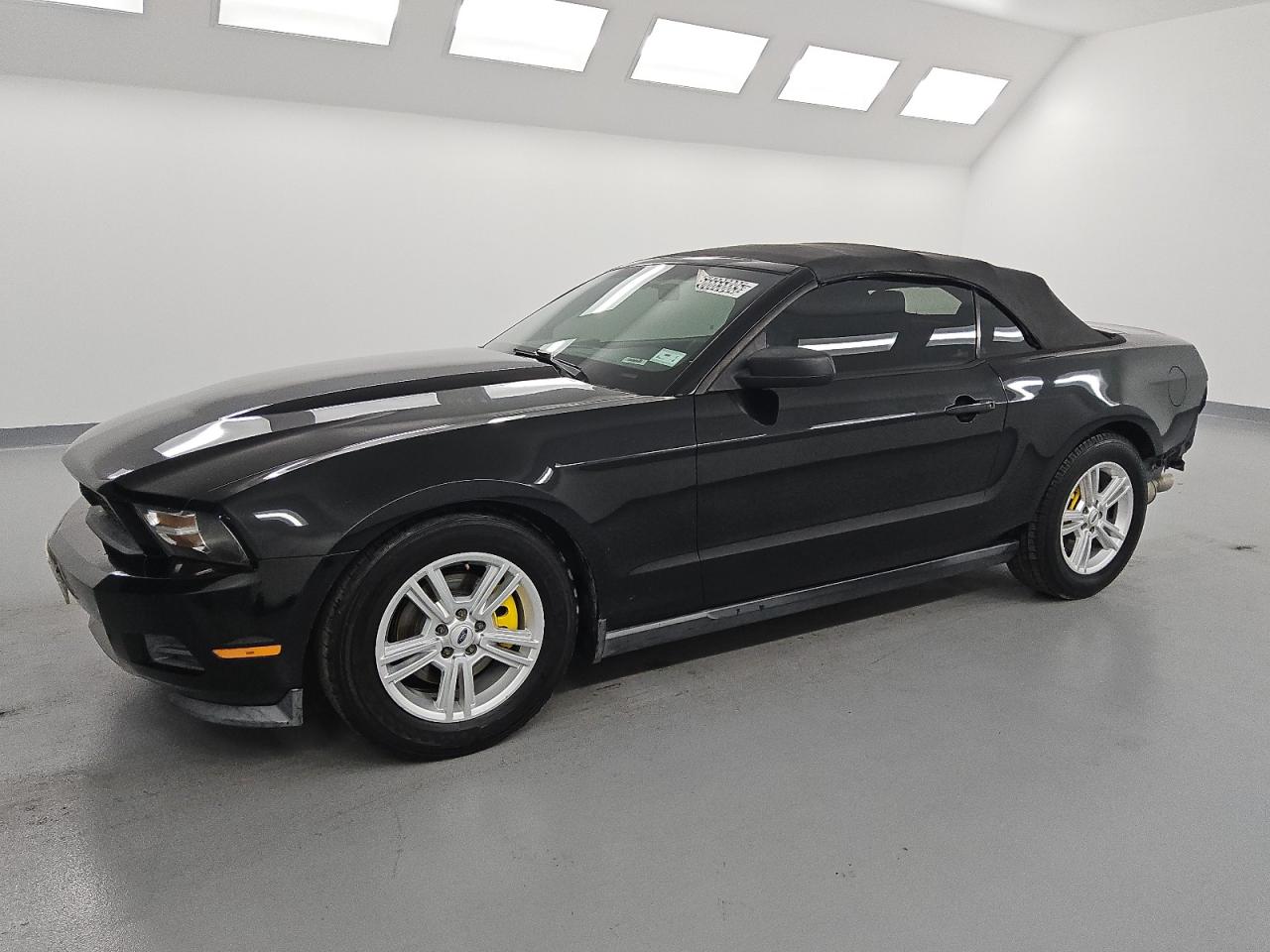 FORD MUSTANG 2012
