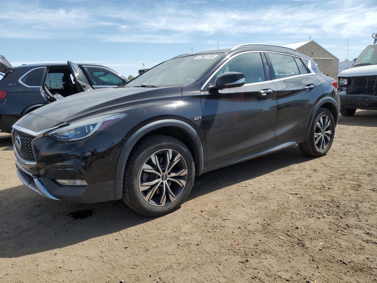 INFINITI QX30 BASE 2017