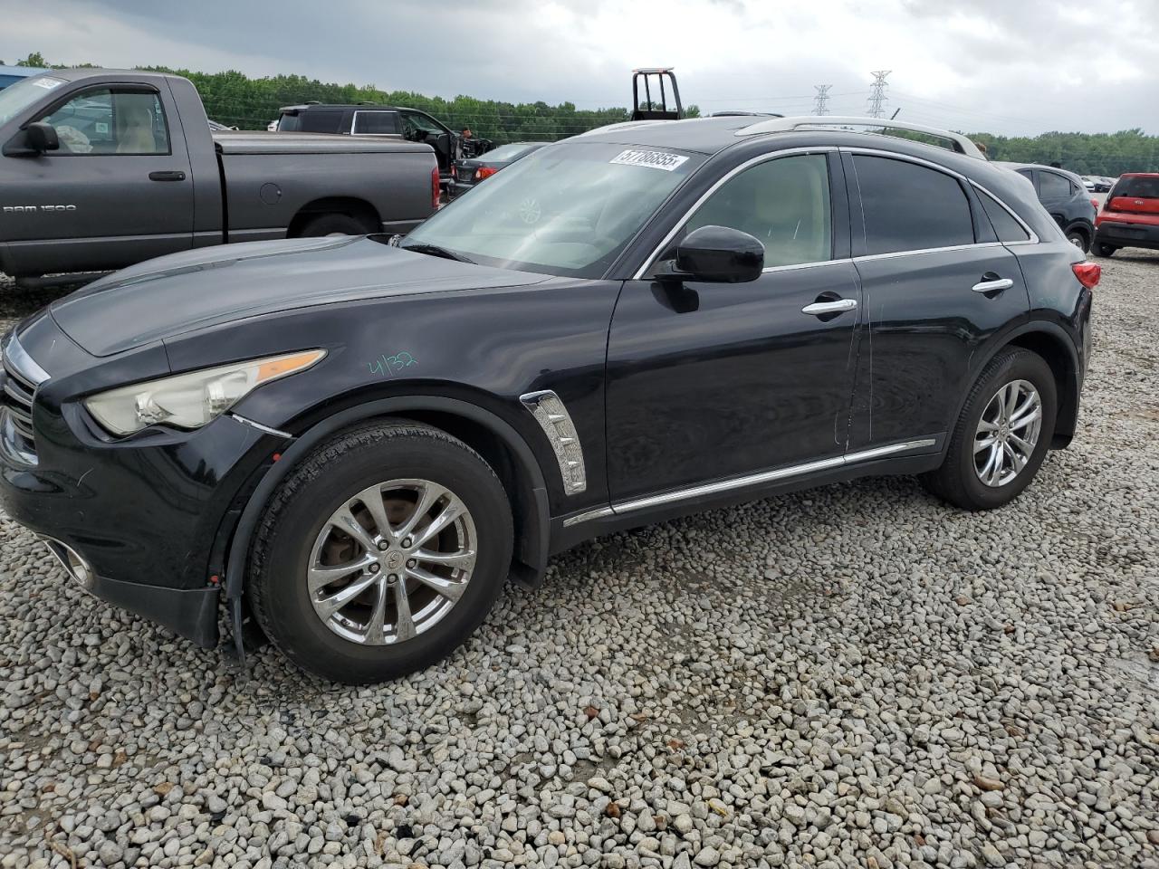 INFINITI FX35 2012
