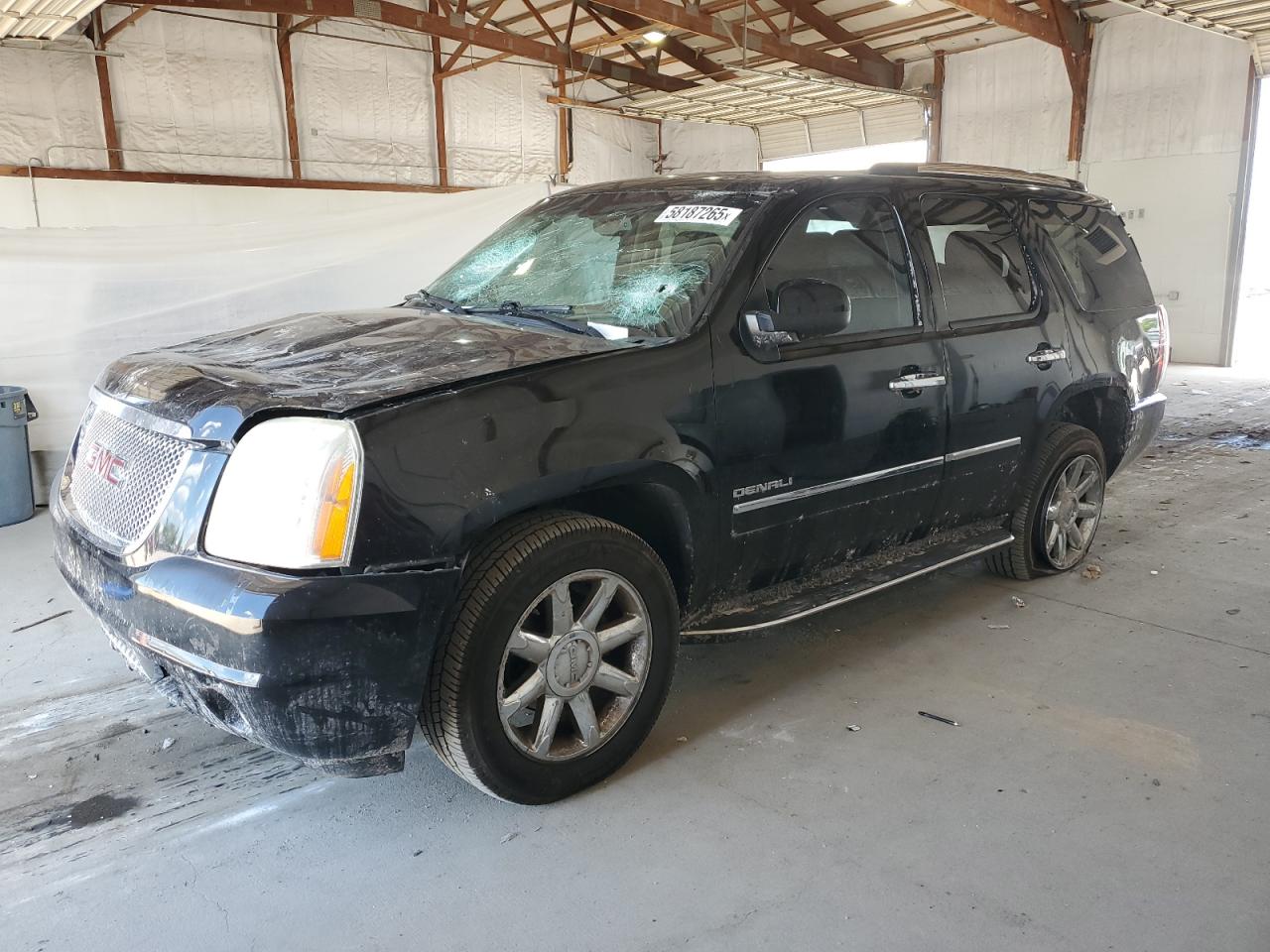 GMC YUKON DENA 2013