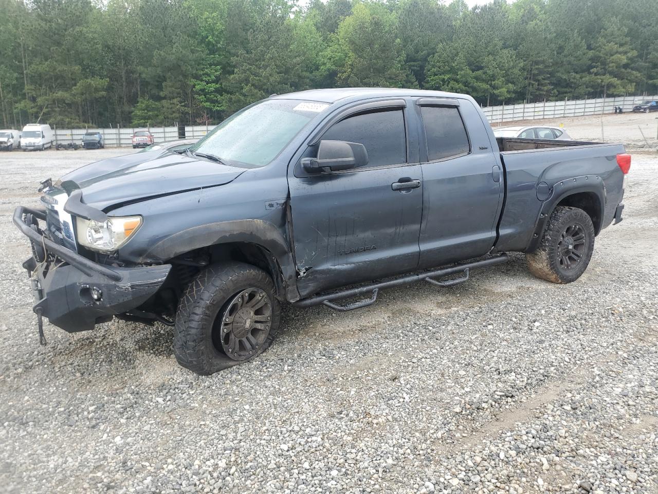 TOYOTA TUNDRA DOU 2010
